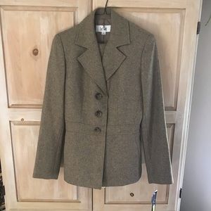 Le Suit Jacket and Pant Set